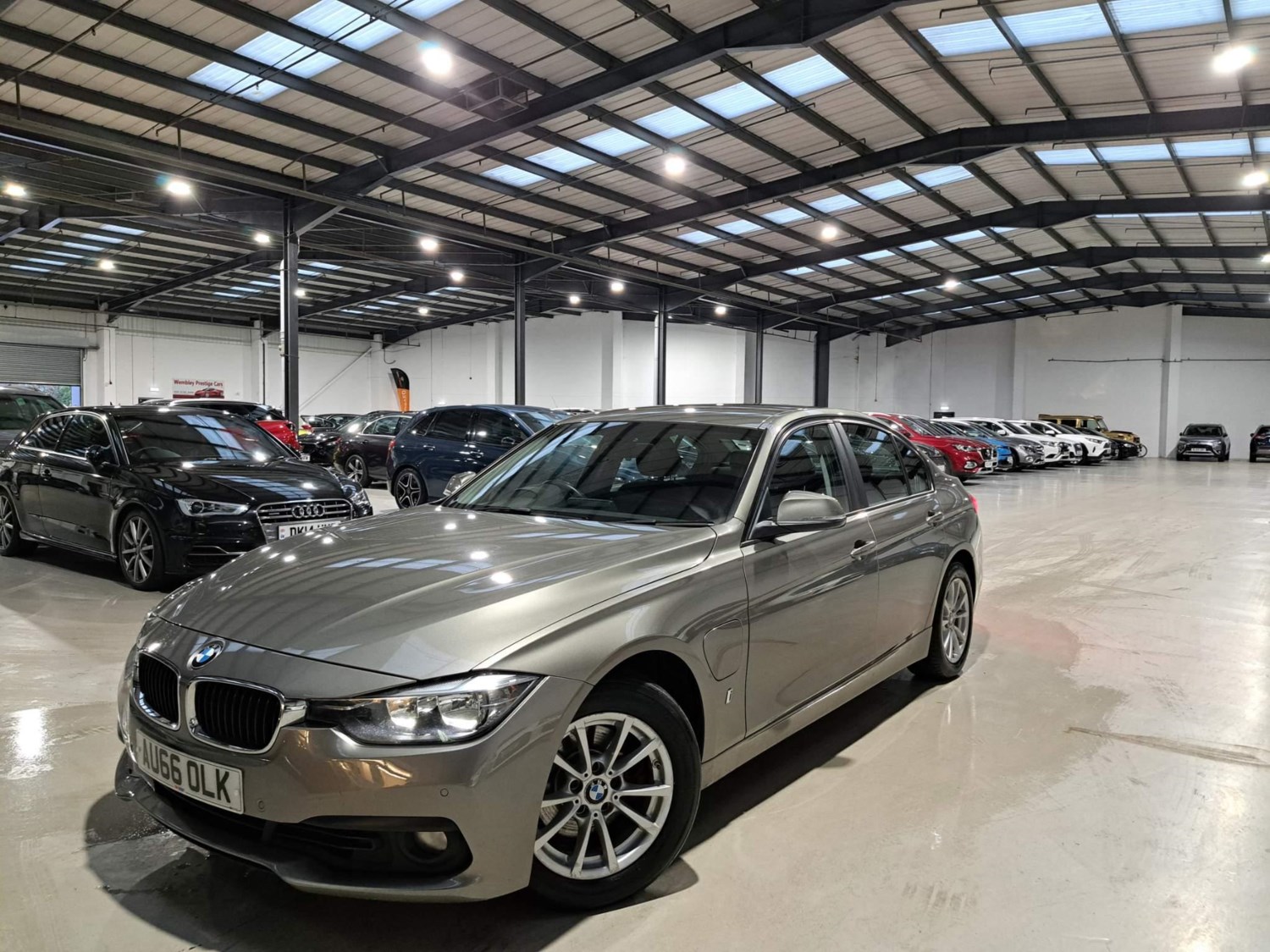 BMW 3 Series Listing Image