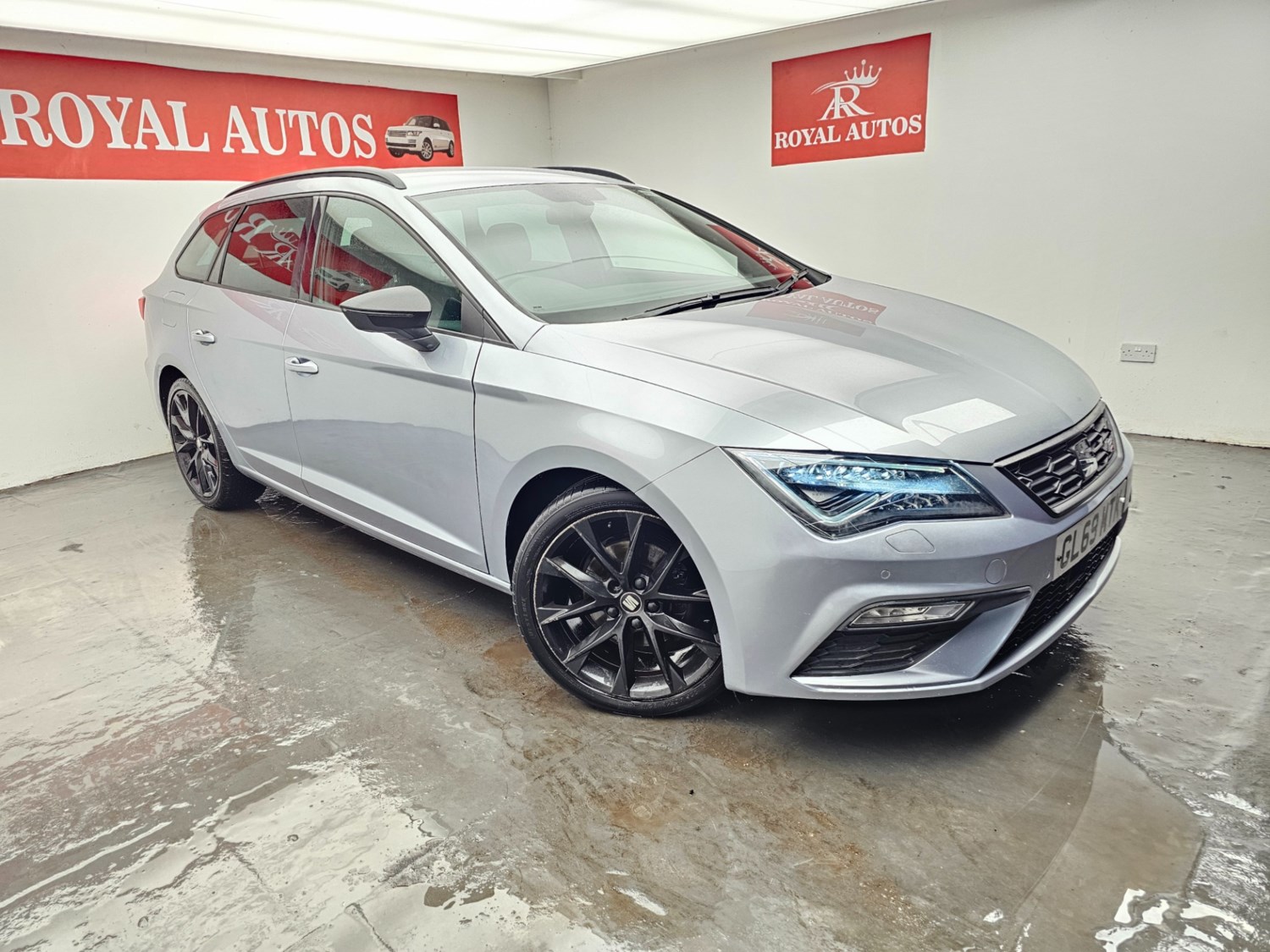 SEAT Leon Listing Image