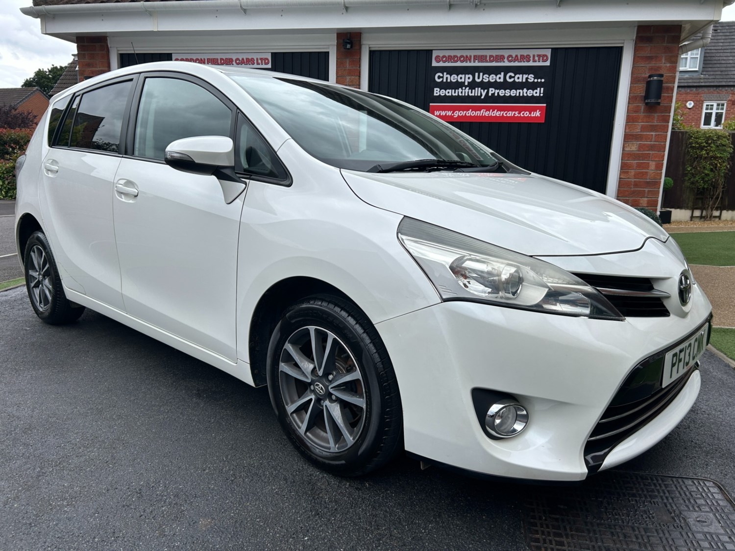 Toyota Verso Listing Image