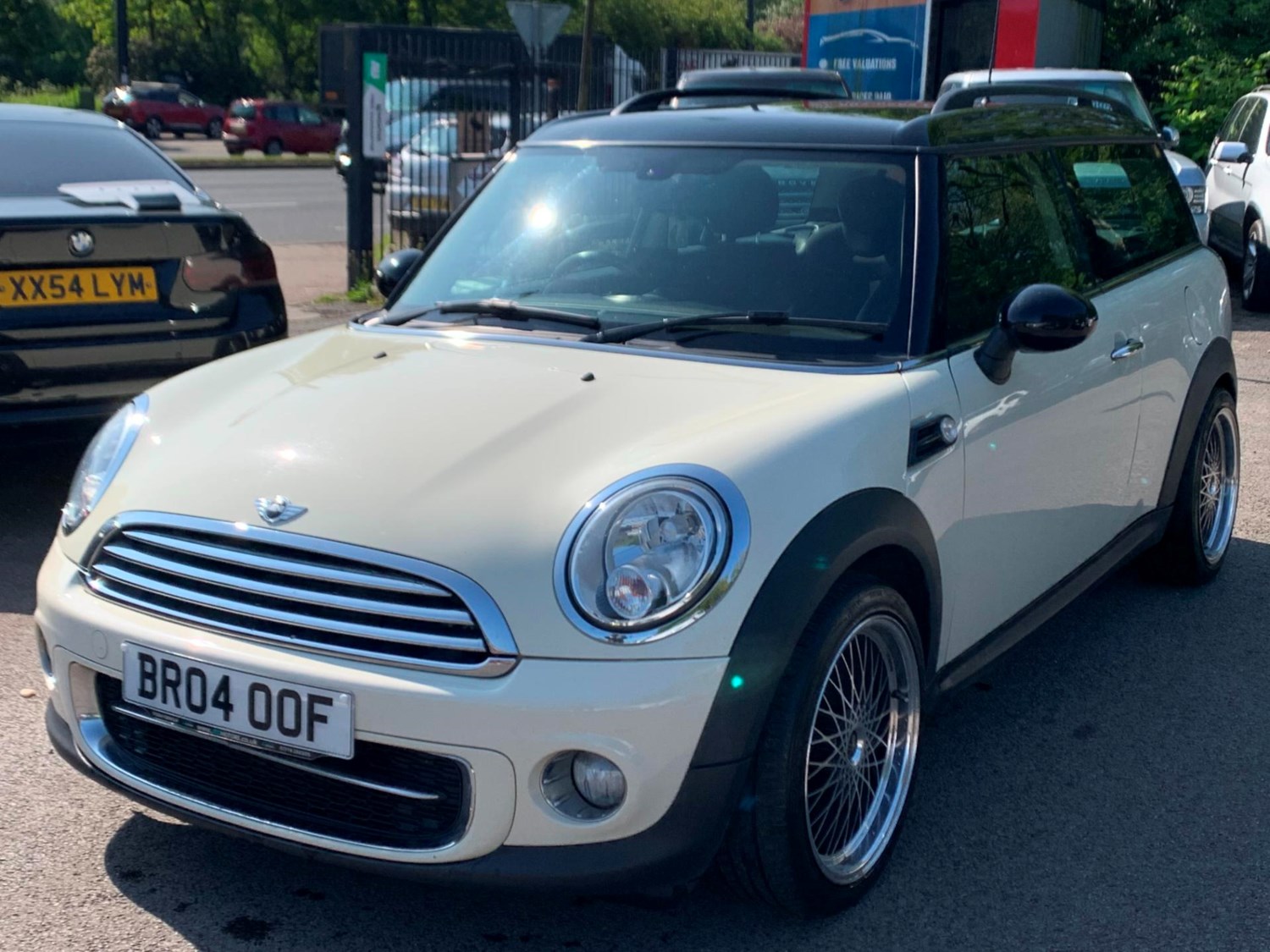 MINI Clubman Listing Image