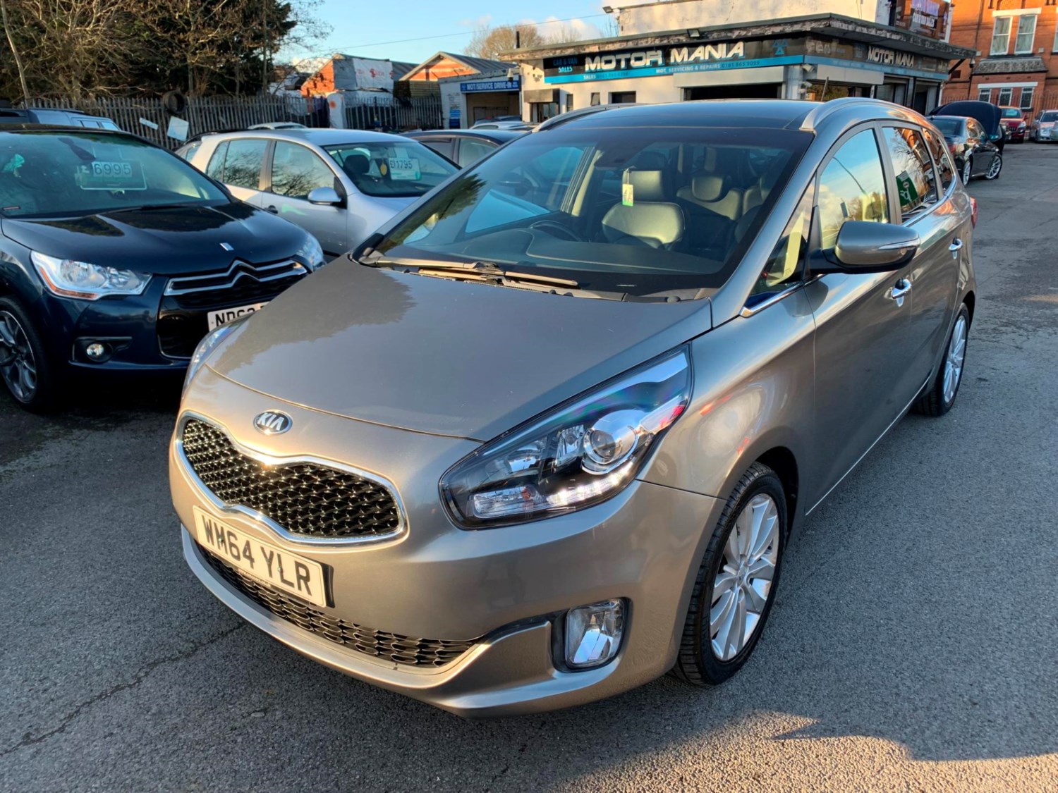 Kia Carens Listing Image