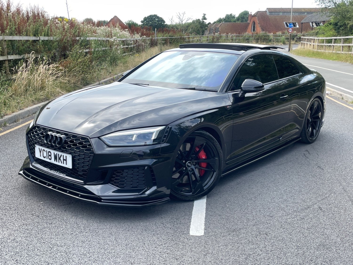 Audi RS5 Listing Image