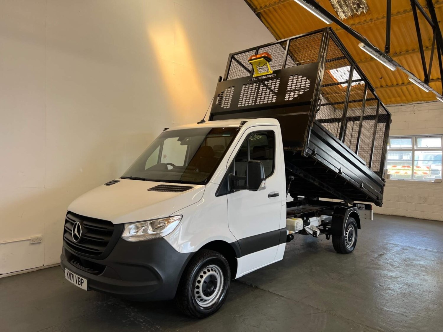 Mercedes-Benz Sprinter Listing Image