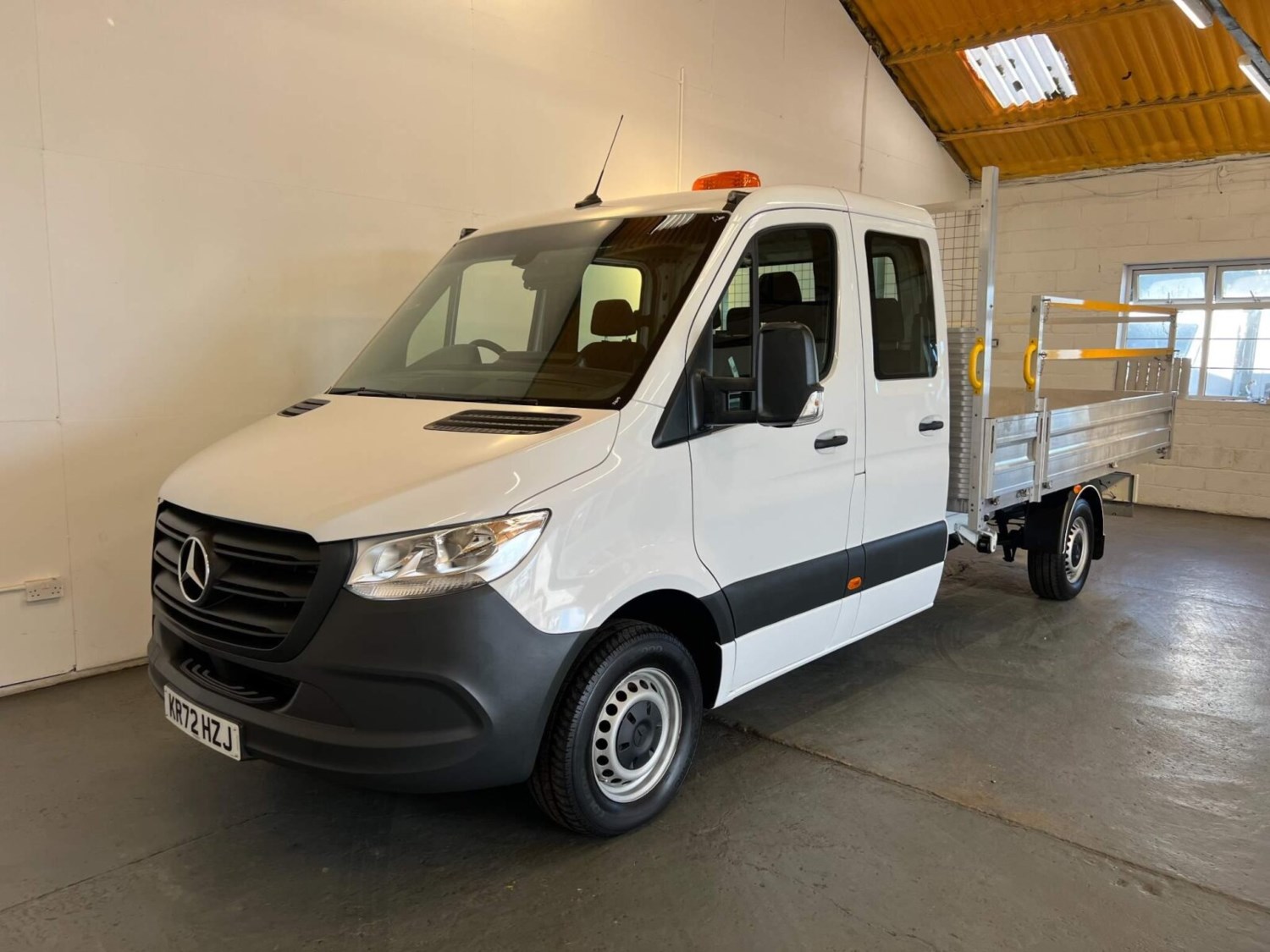 Mercedes-Benz Sprinter Listing Image