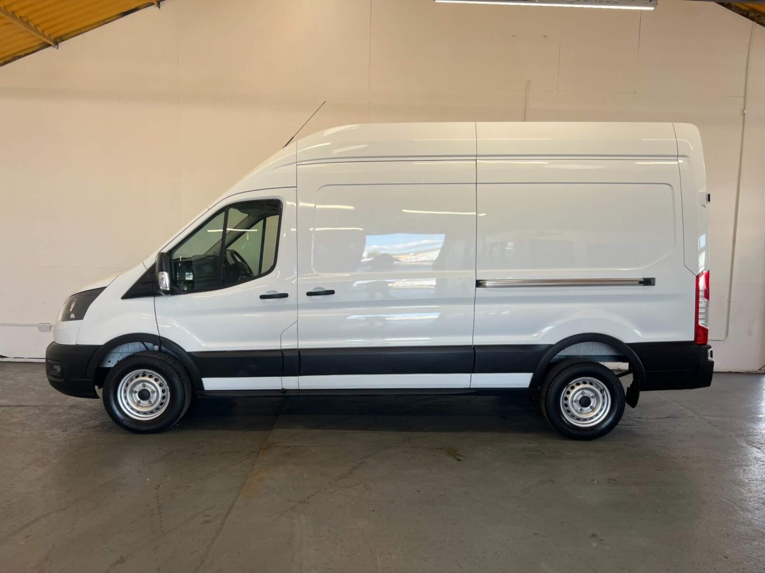 Ford Transit Listing Image