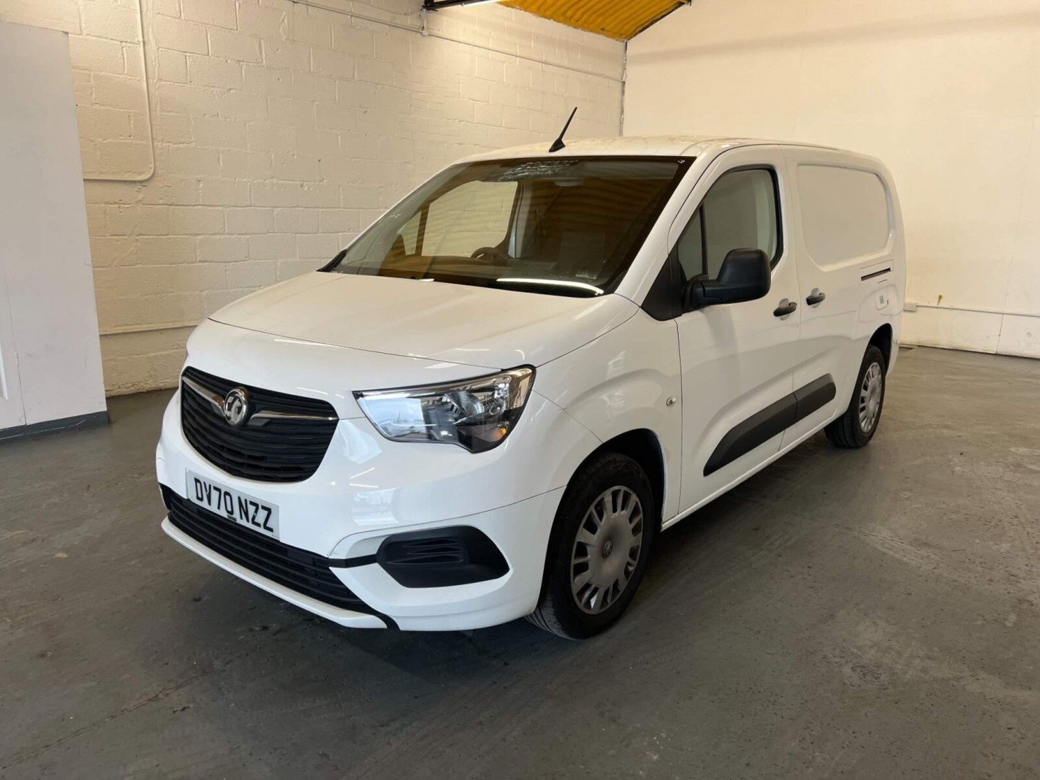 Vauxhall Combo Listing Image