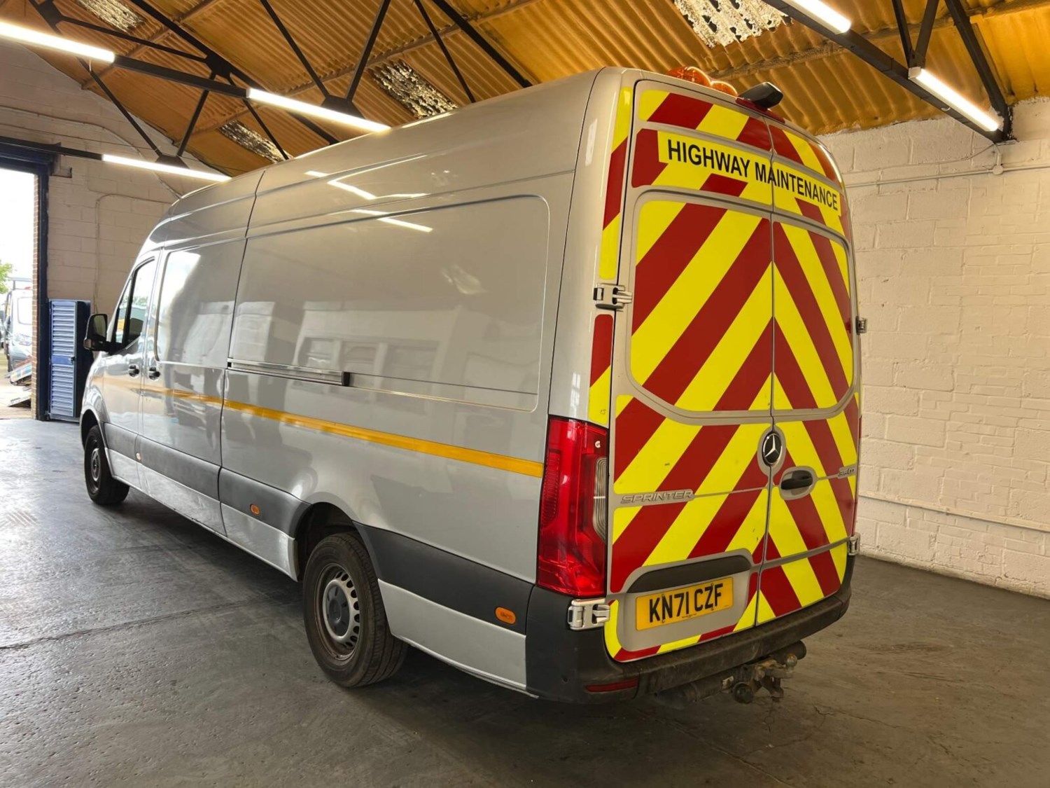 Mercedes-Benz Sprinter Listing Image