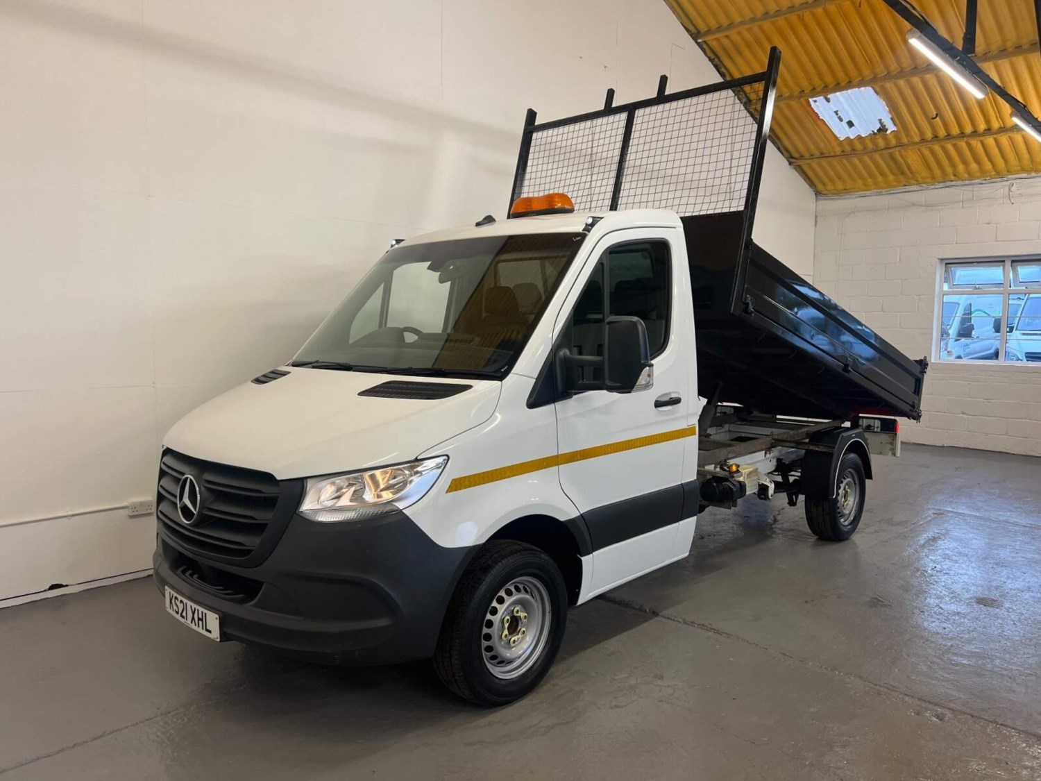 Mercedes-Benz Sprinter Listing Image