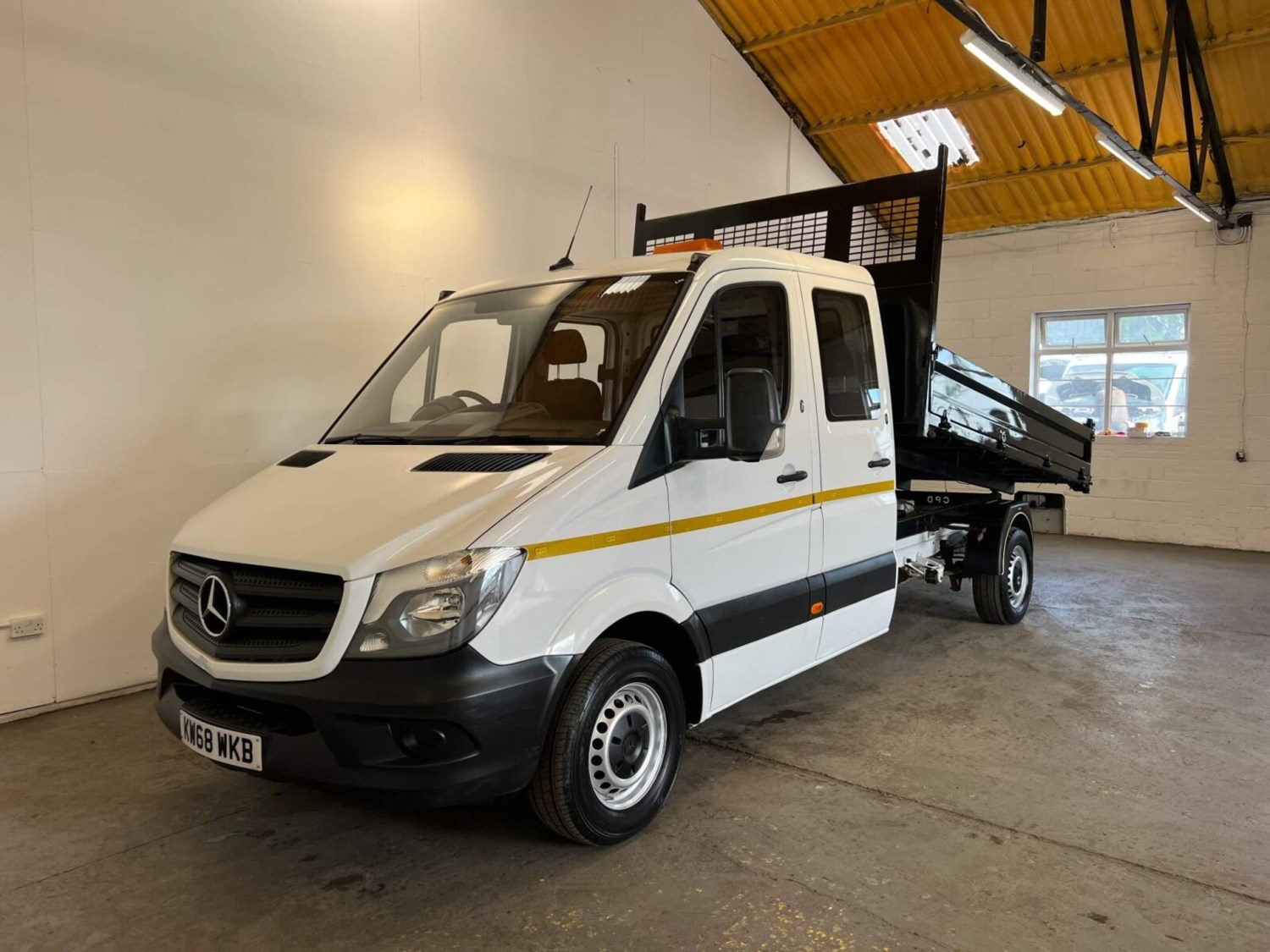 Mercedes-Benz Sprinter Listing Image