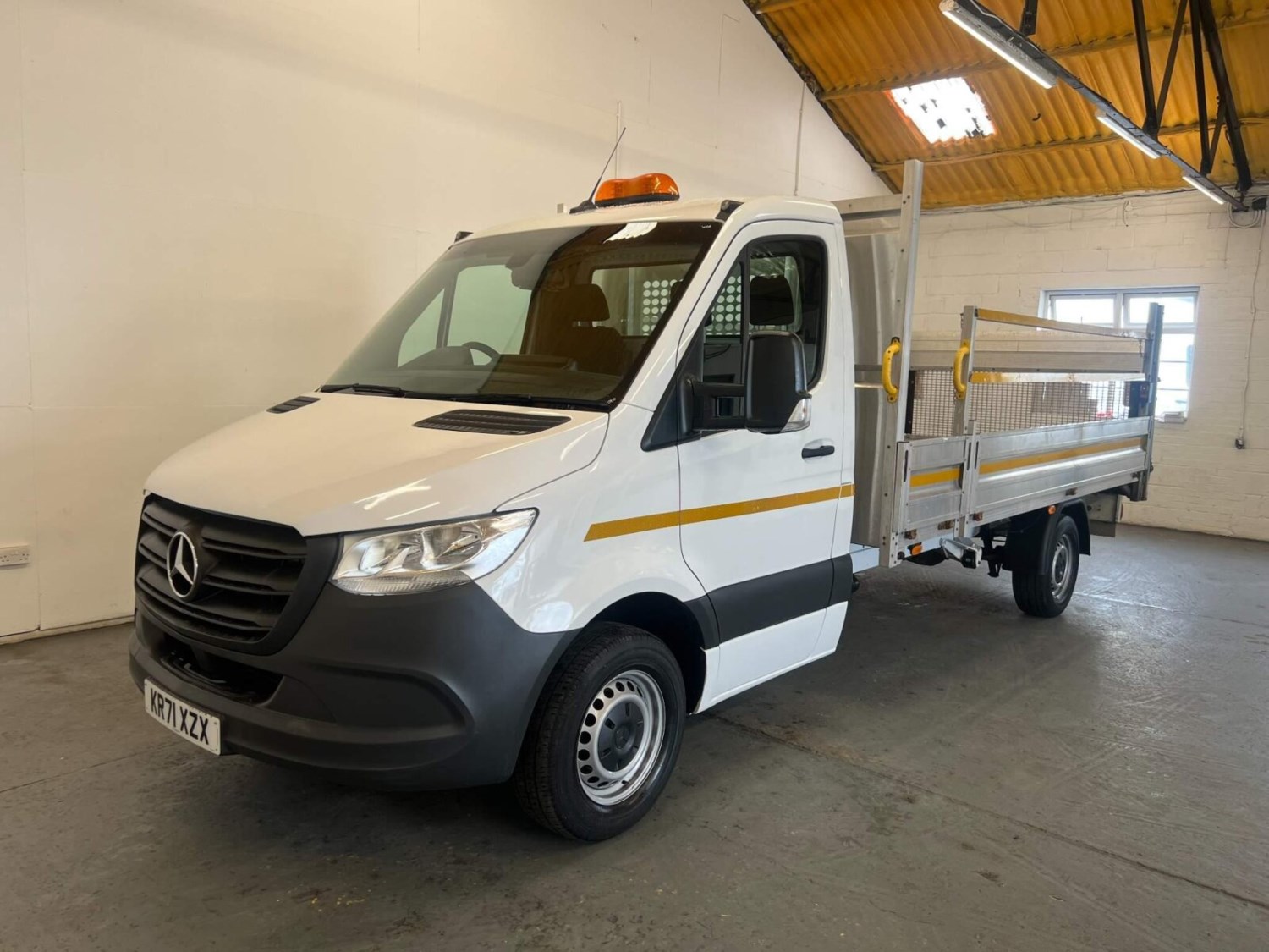 Mercedes-Benz Sprinter Listing Image