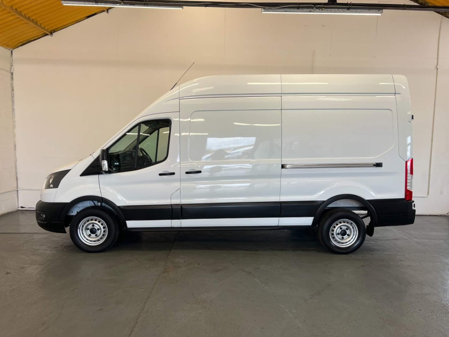 Ford Transit Listing Image