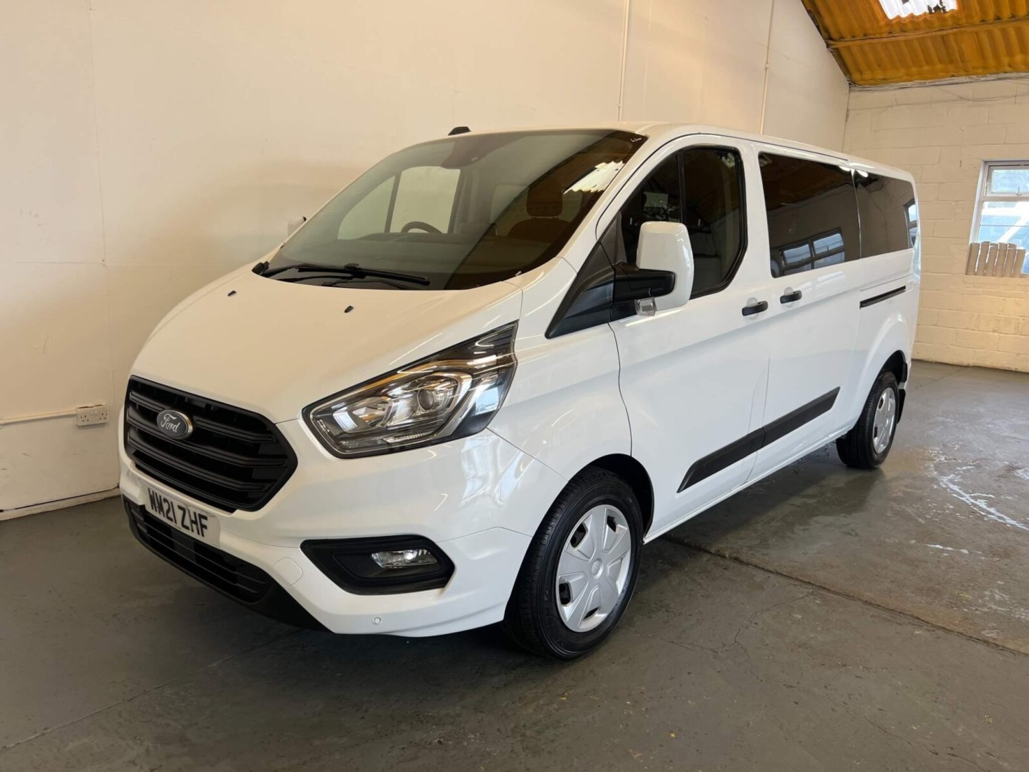 Ford Transit Custom Listing Image