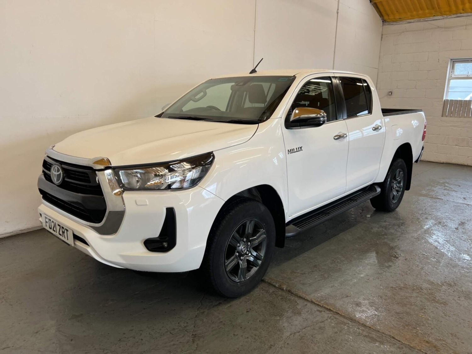 Toyota Hilux Listing Image