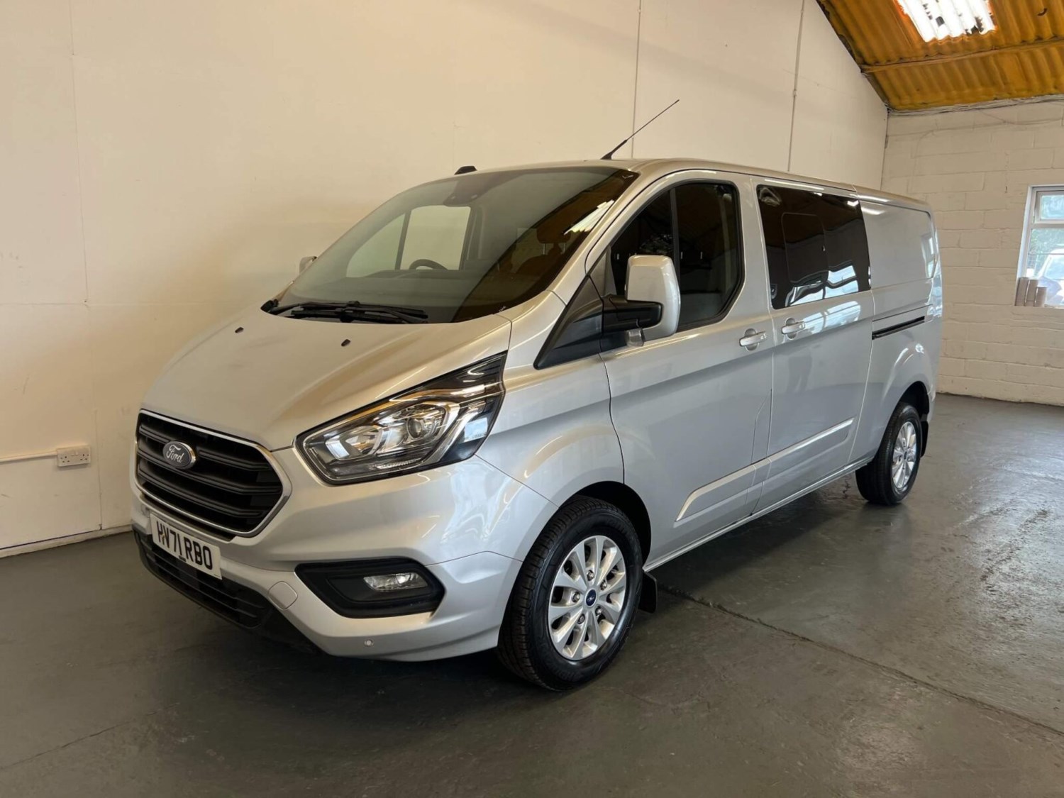 Ford Transit Custom Listing Image