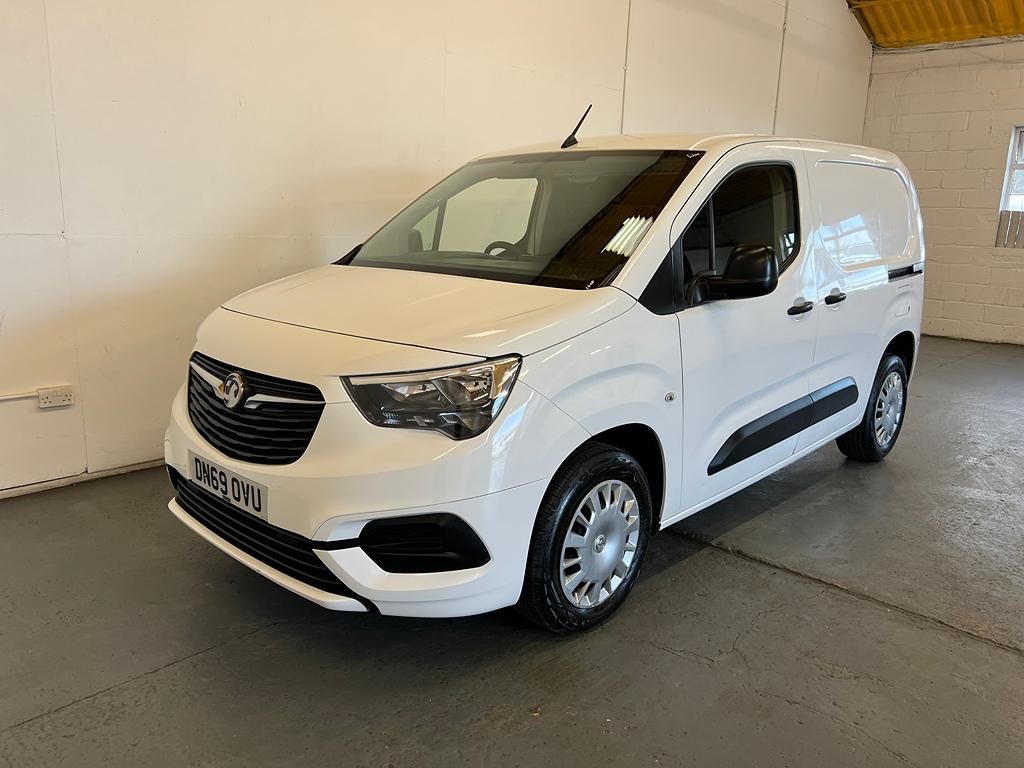 Vauxhall Combo Listing Image