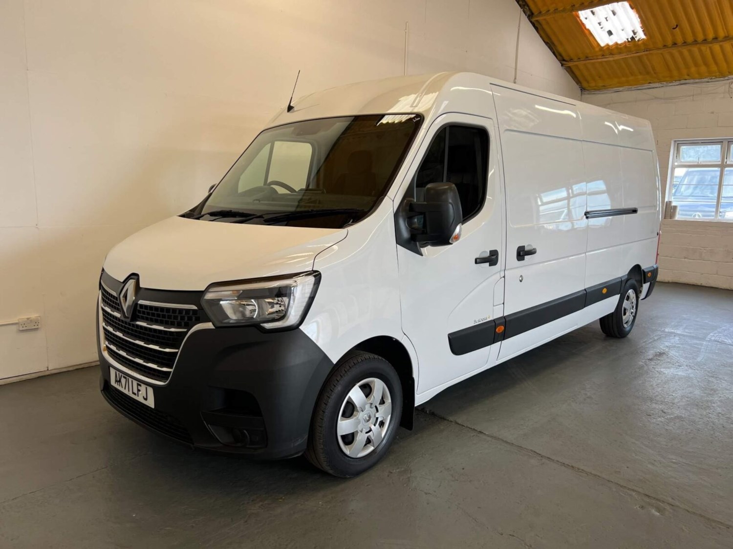 Renault Master Listing Image