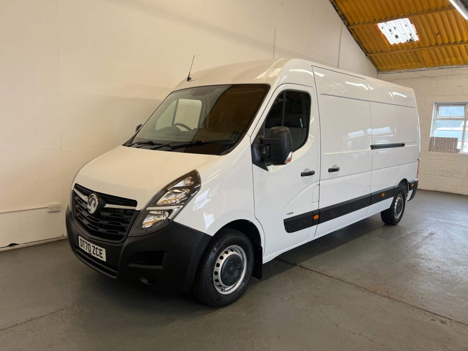 Vauxhall Movano Listing Image