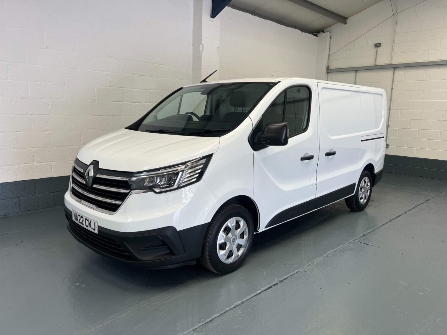 Renault Trafic Listing Image