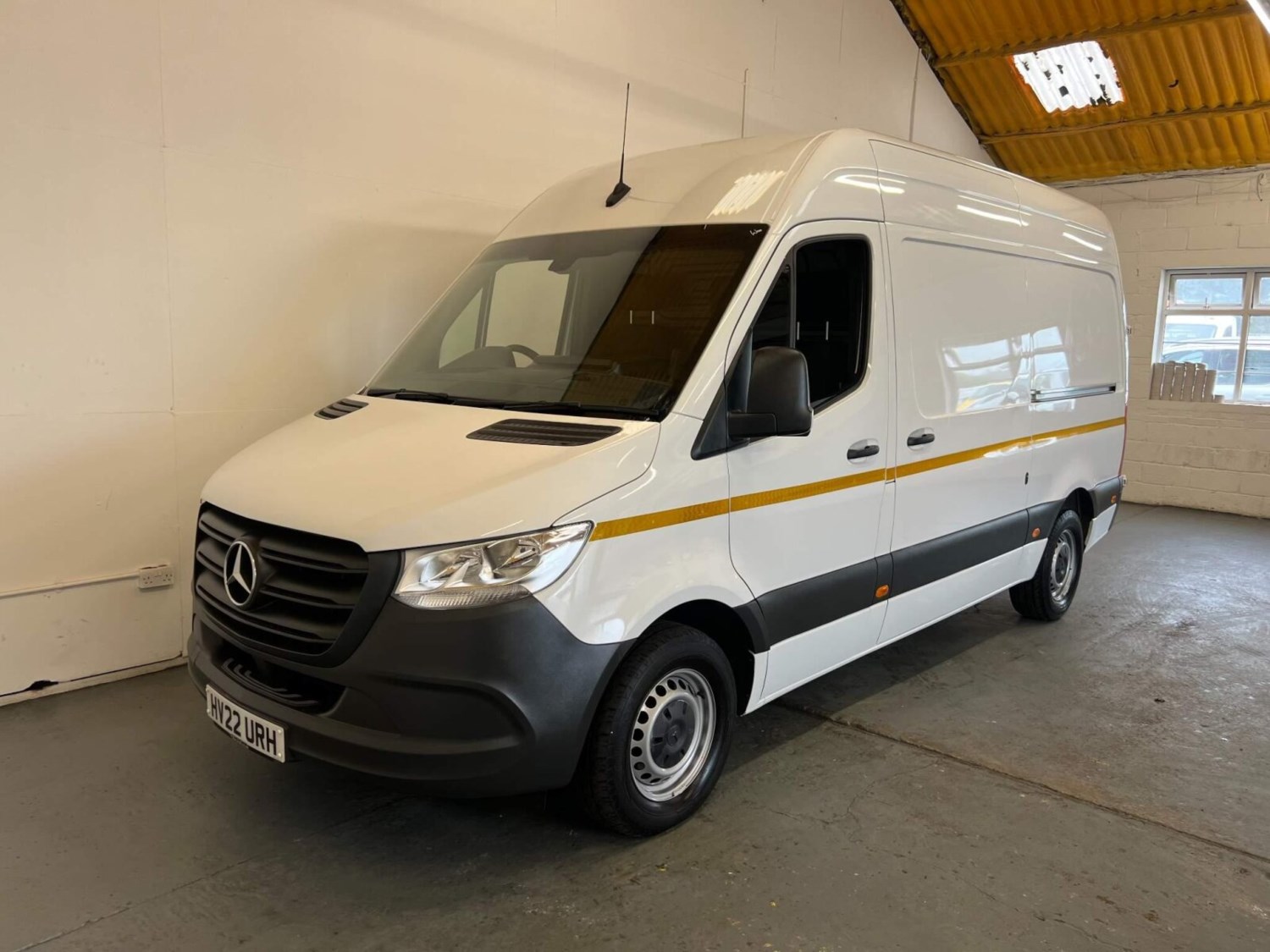 Mercedes-Benz Sprinter Listing Image