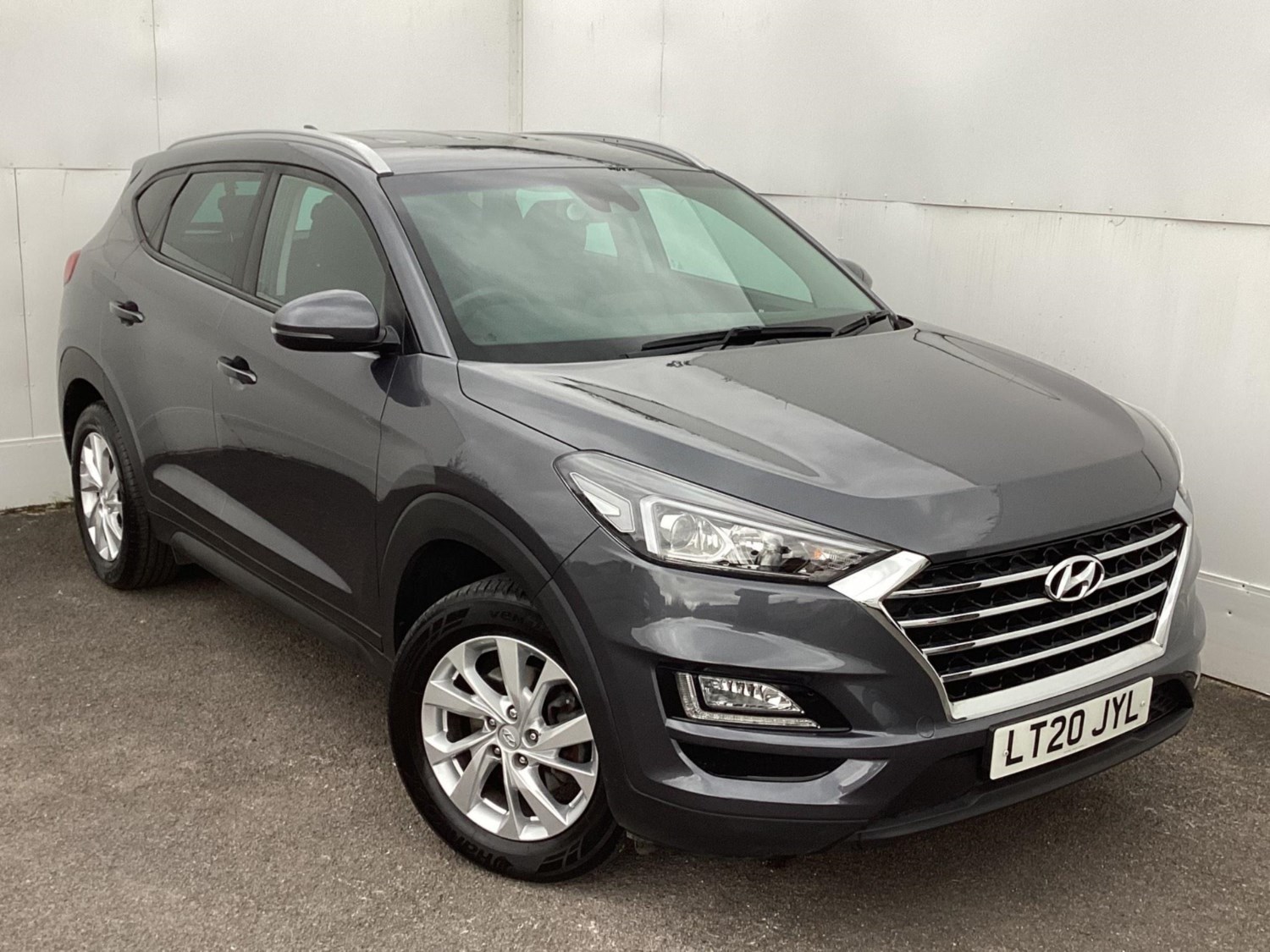 Hyundai TUCSON Listing Image