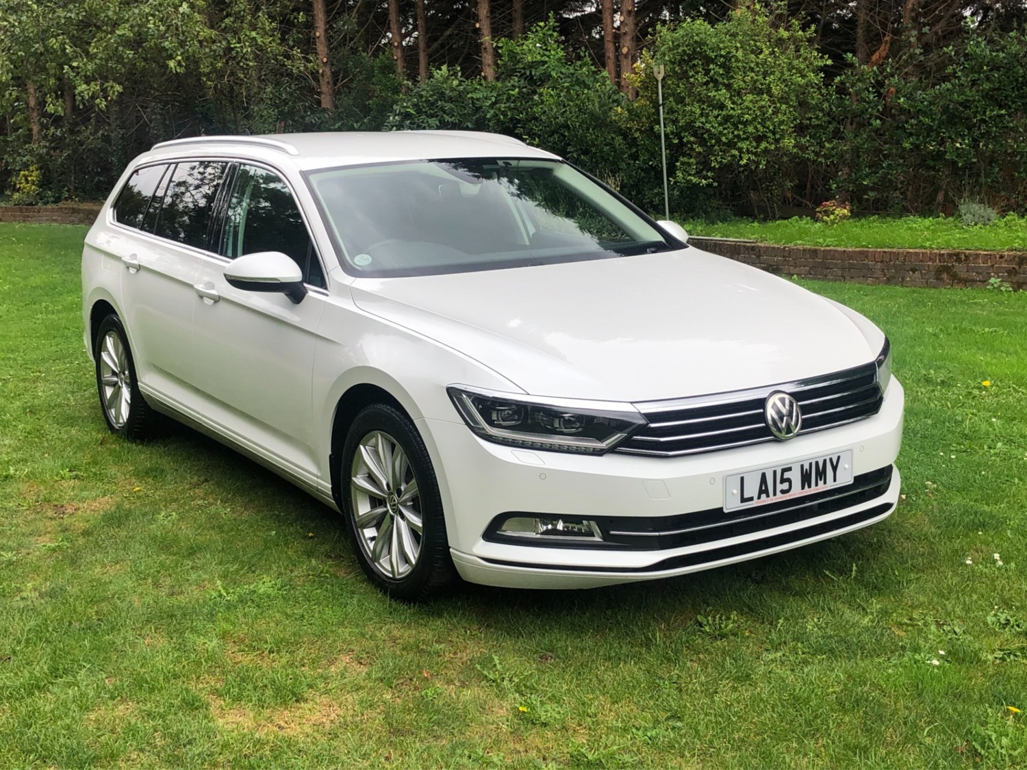 Volkswagen Passat Listing Image