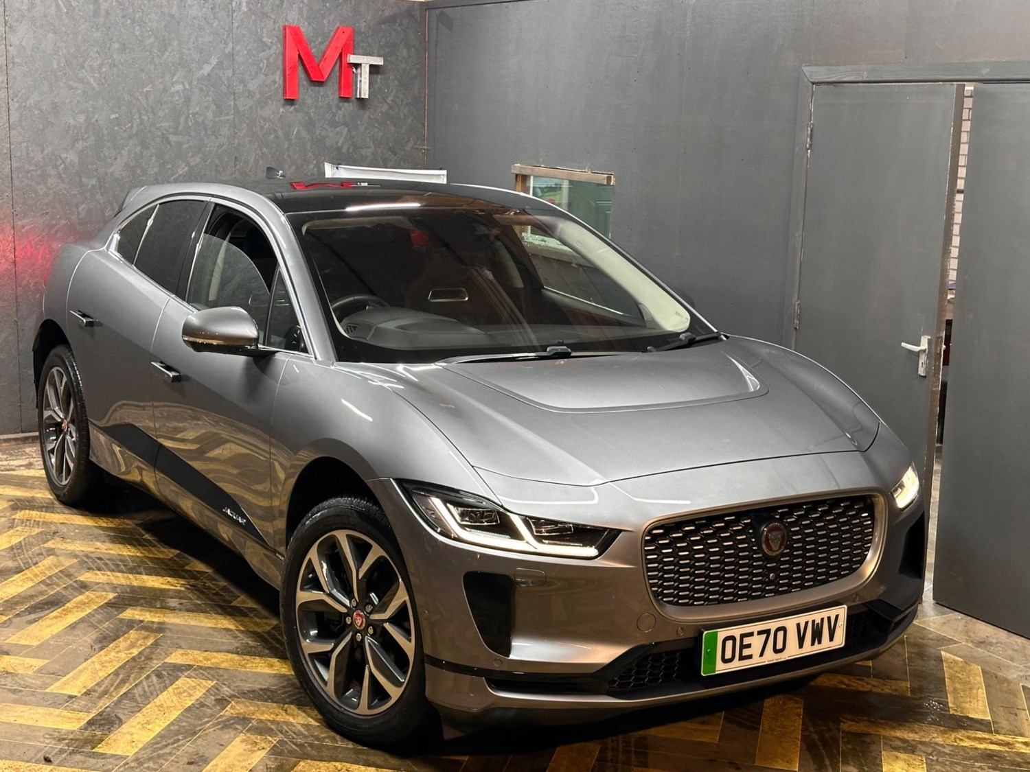 Jaguar I-PACE Listing Image