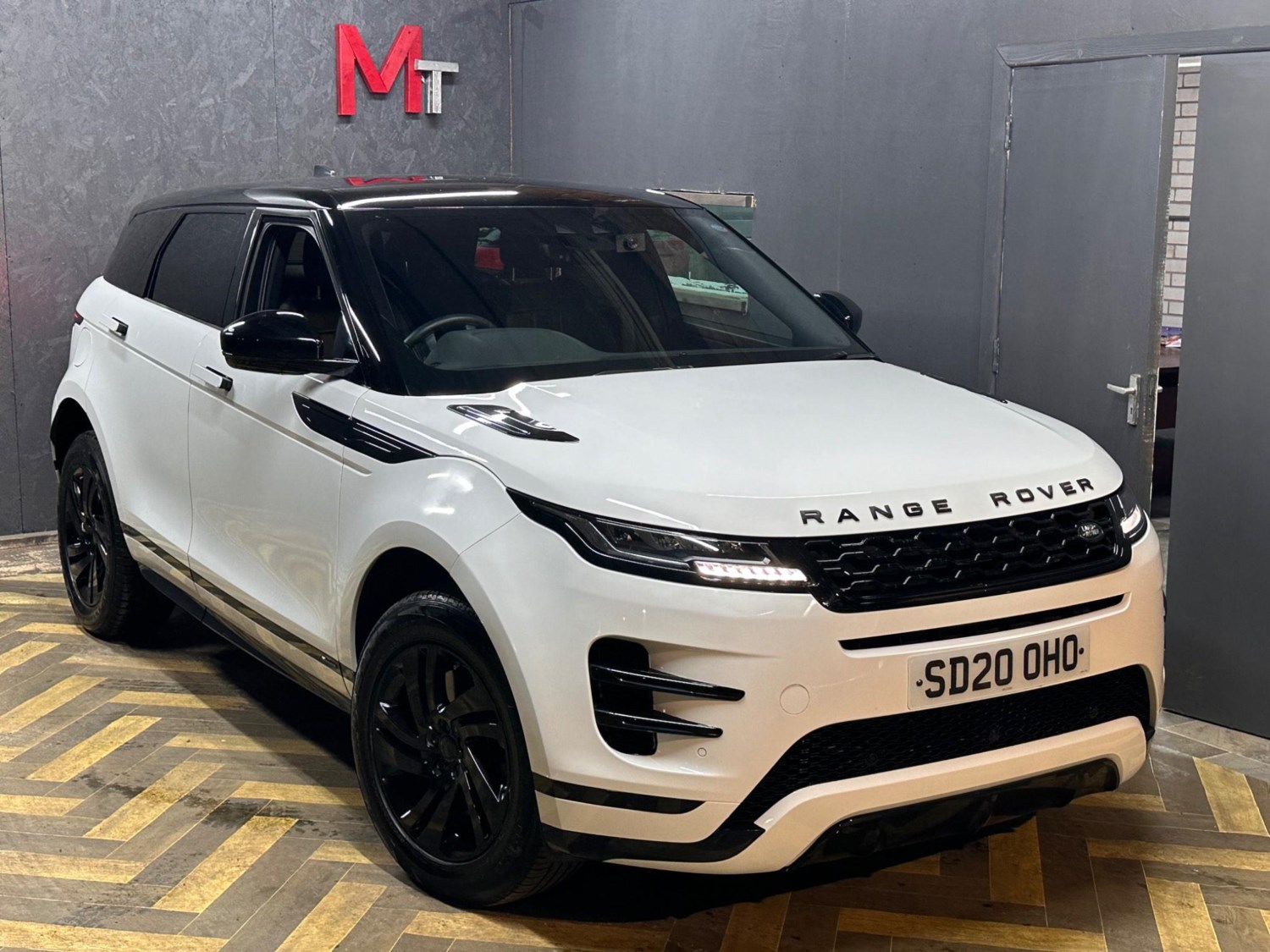 Land Rover Range Rover Evoque Listing Image