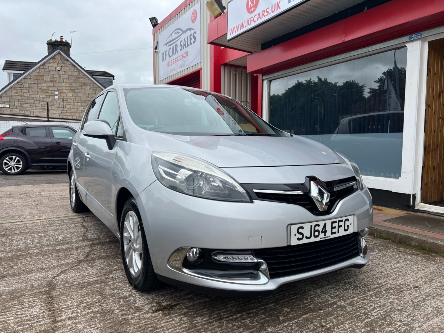 Renault Scenic Listing Image