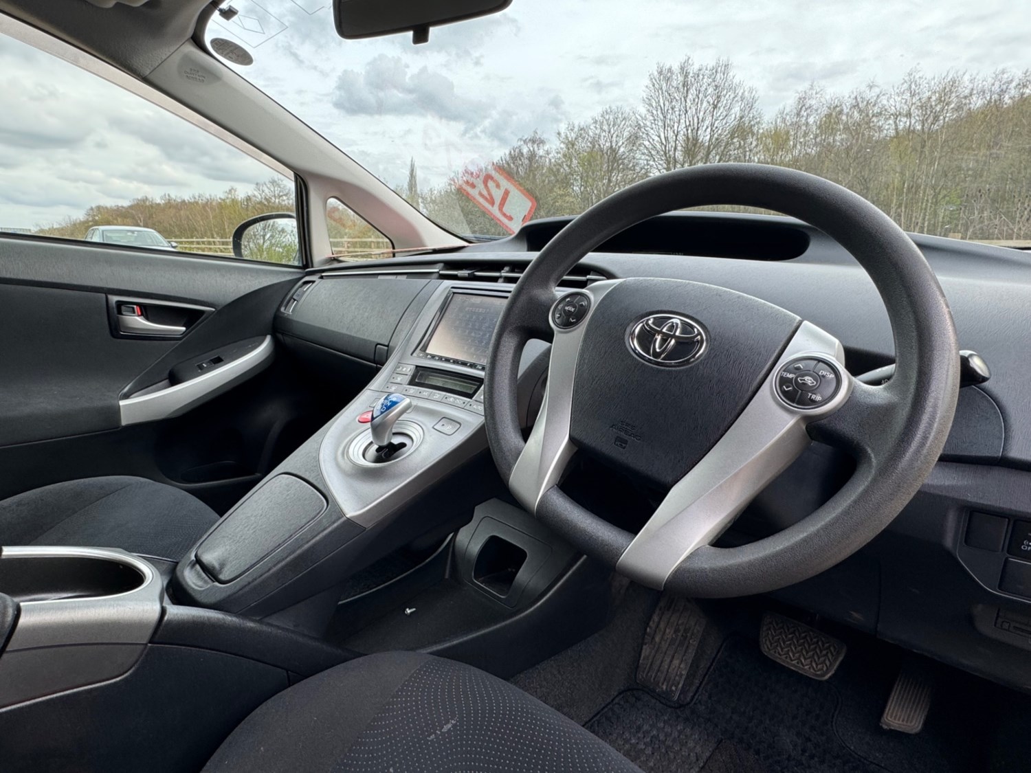 Toyota Prius Listing Image