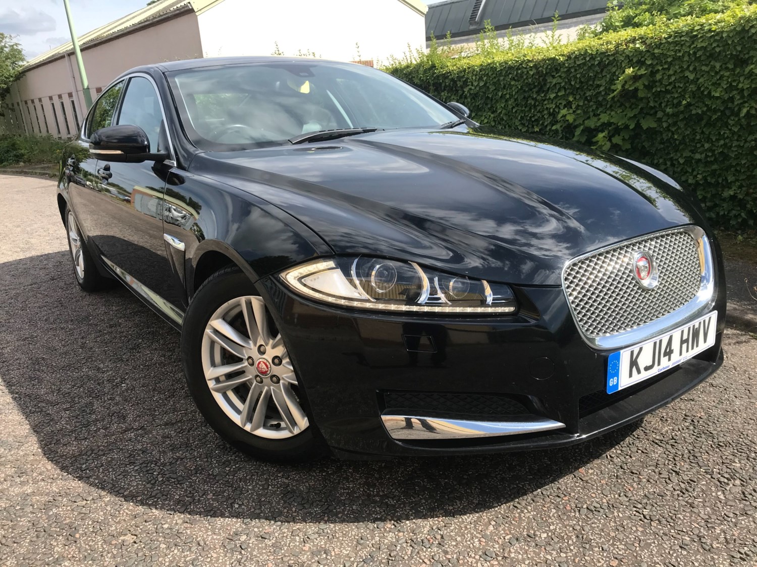 Jaguar XF Listing Image