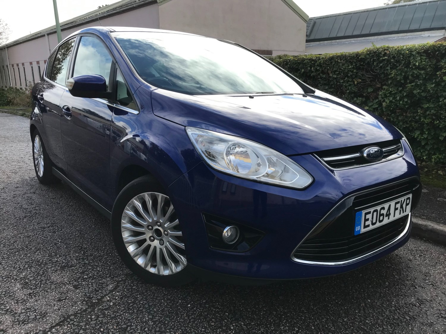 Ford C-Max Listing Image