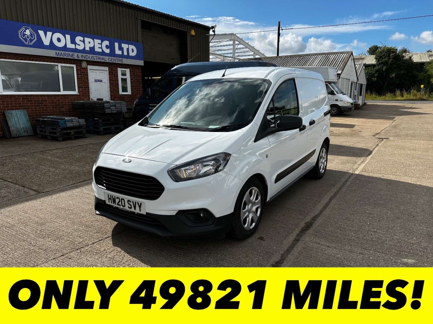 Ford Transit Courier Listing Image