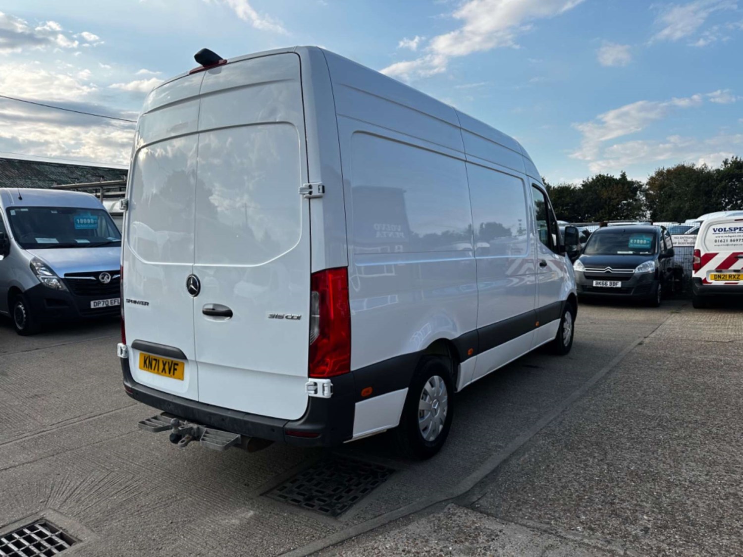 Mercedes-Benz Sprinter Listing Image