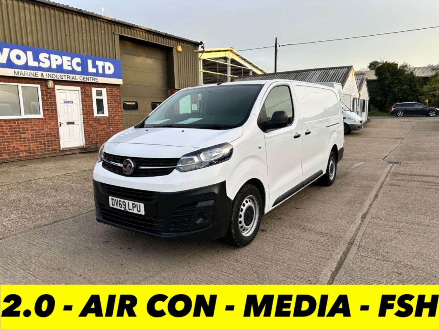 Vauxhall Vivaro Listing Image