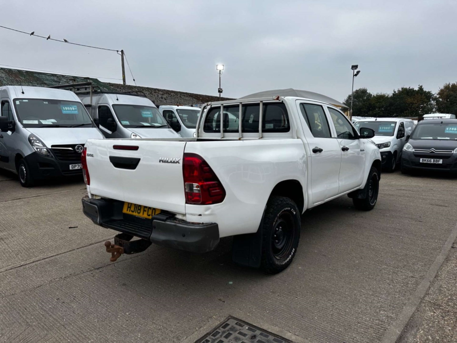 Toyota Hilux Listing Image