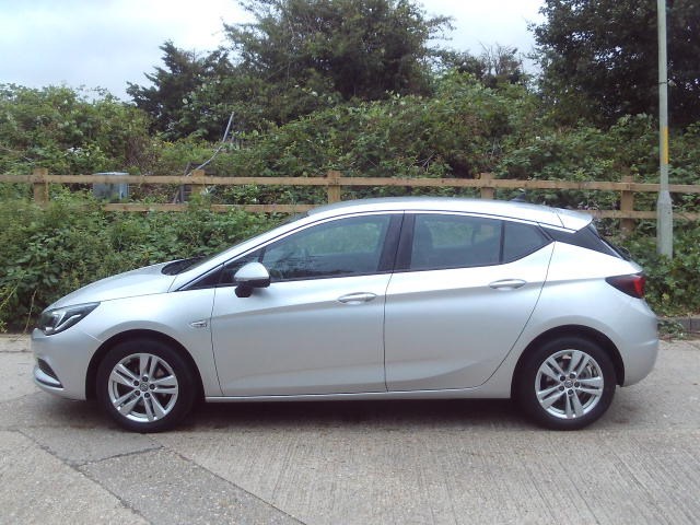 Vauxhall Astra Listing Image