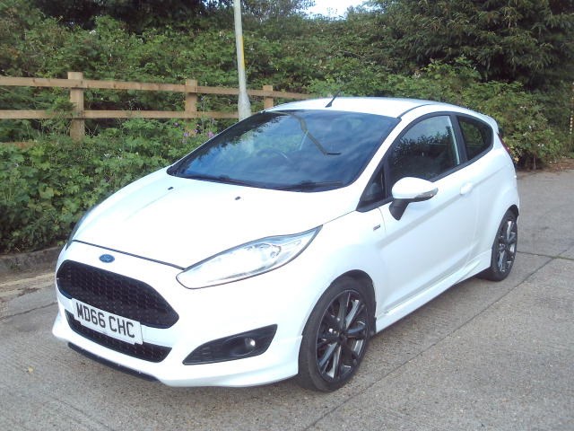 Ford Fiesta Listing Image