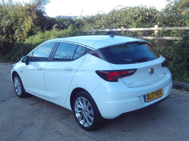 Vauxhall Astra Listing Image