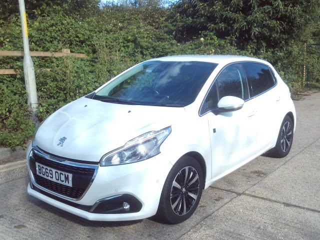 Peugeot 208 Listing Image