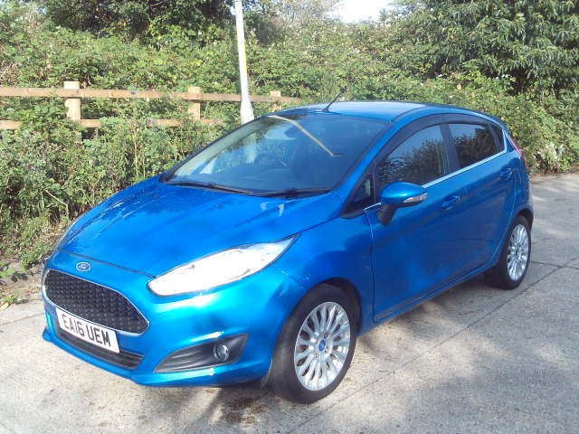 Ford Fiesta Listing Image