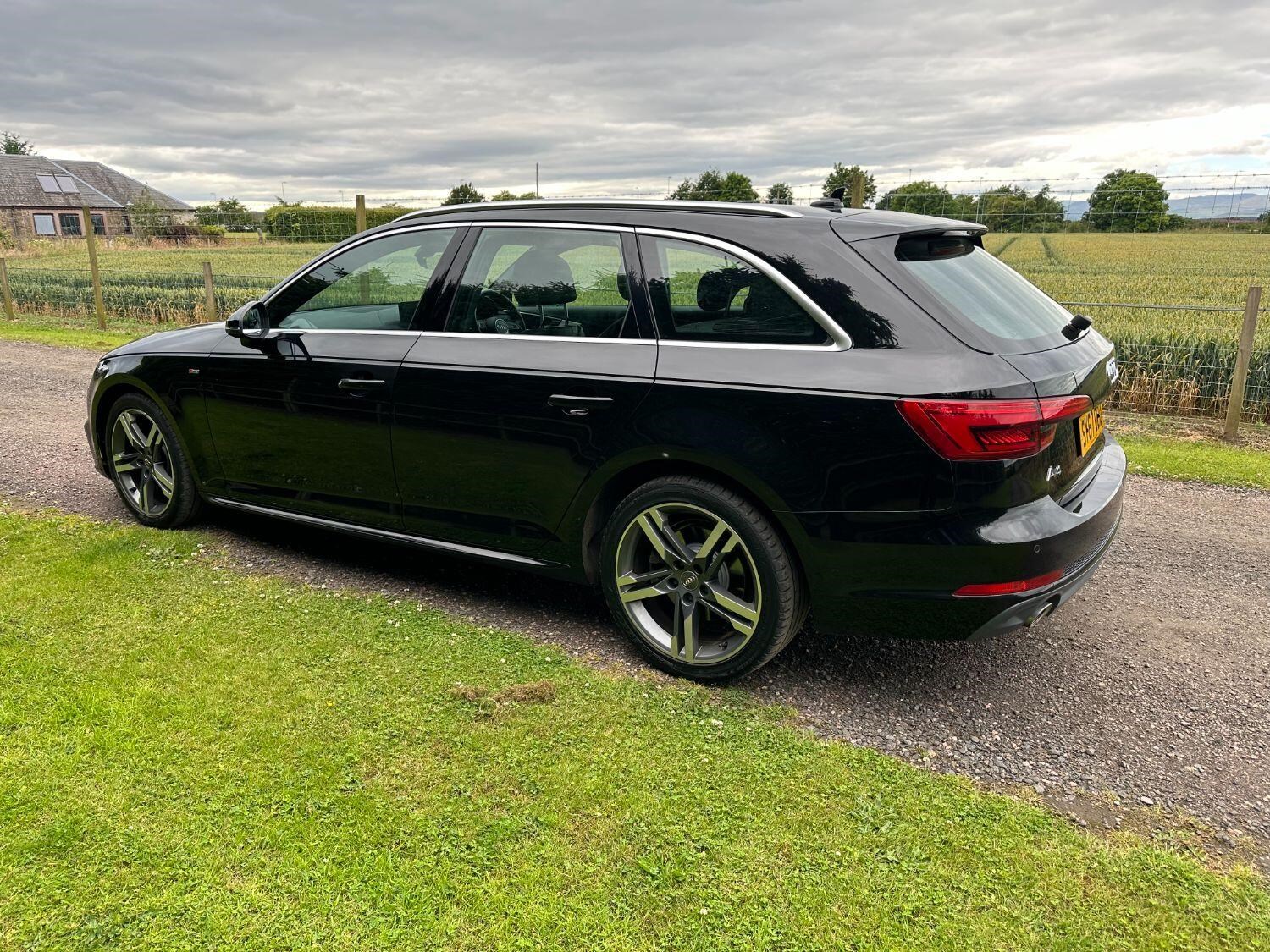 Audi A4 Avant Listing Image