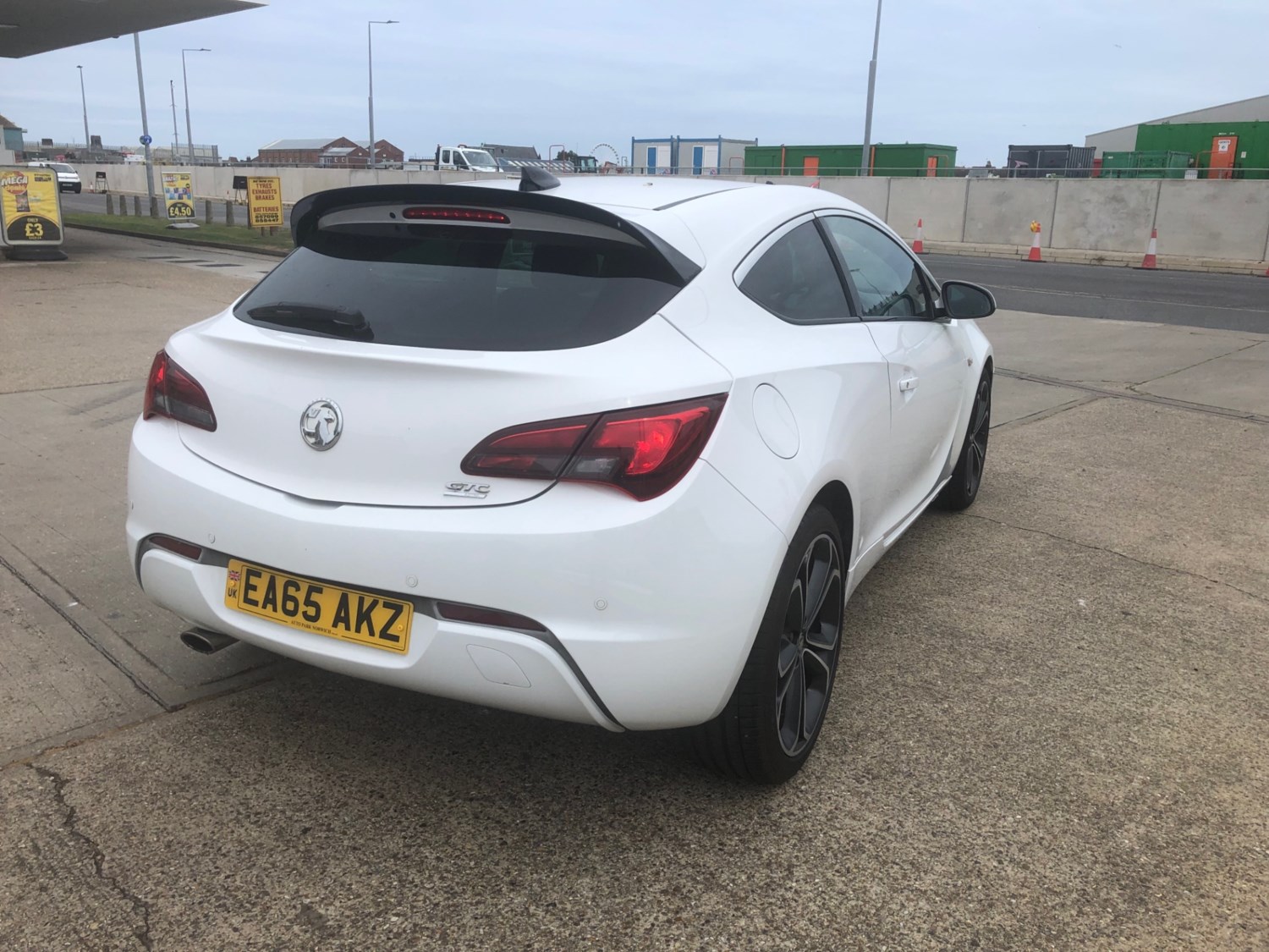 Vauxhall Astra GTC Listing Image