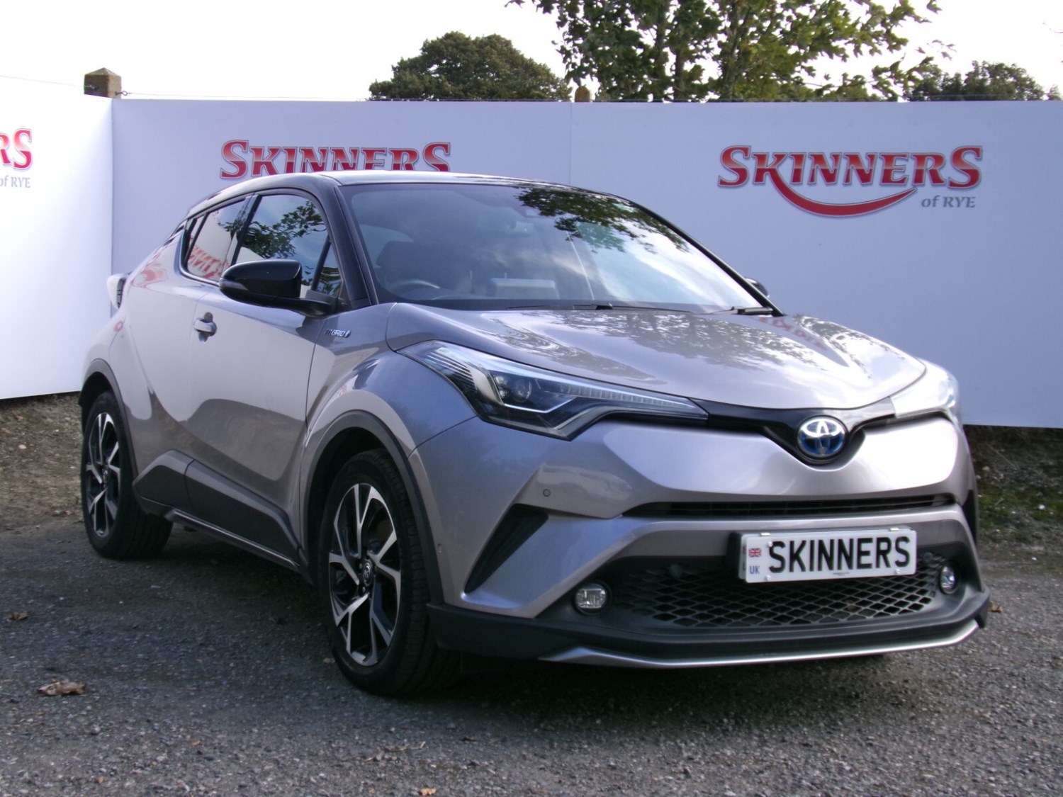 Toyota C-HR Listing Image