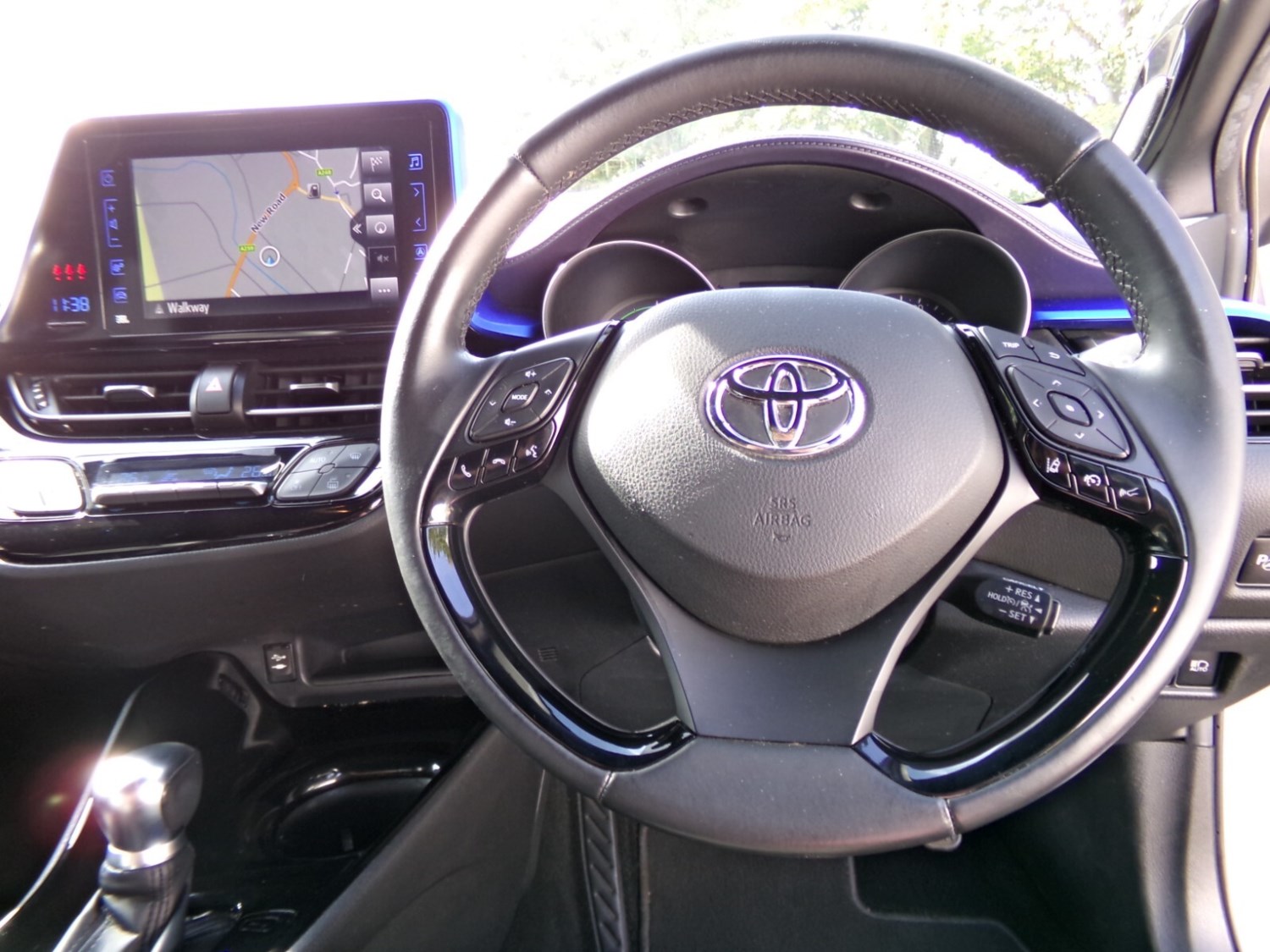 Toyota C-HR Listing Image