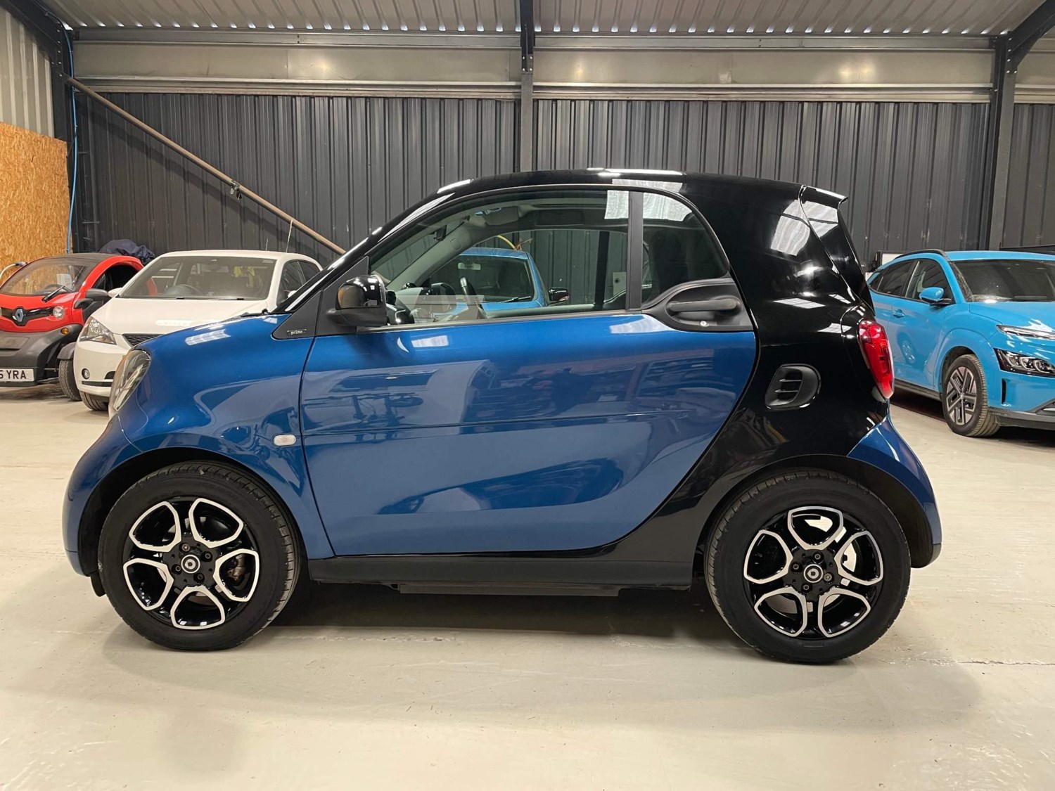 Smart fortwo Listing Image