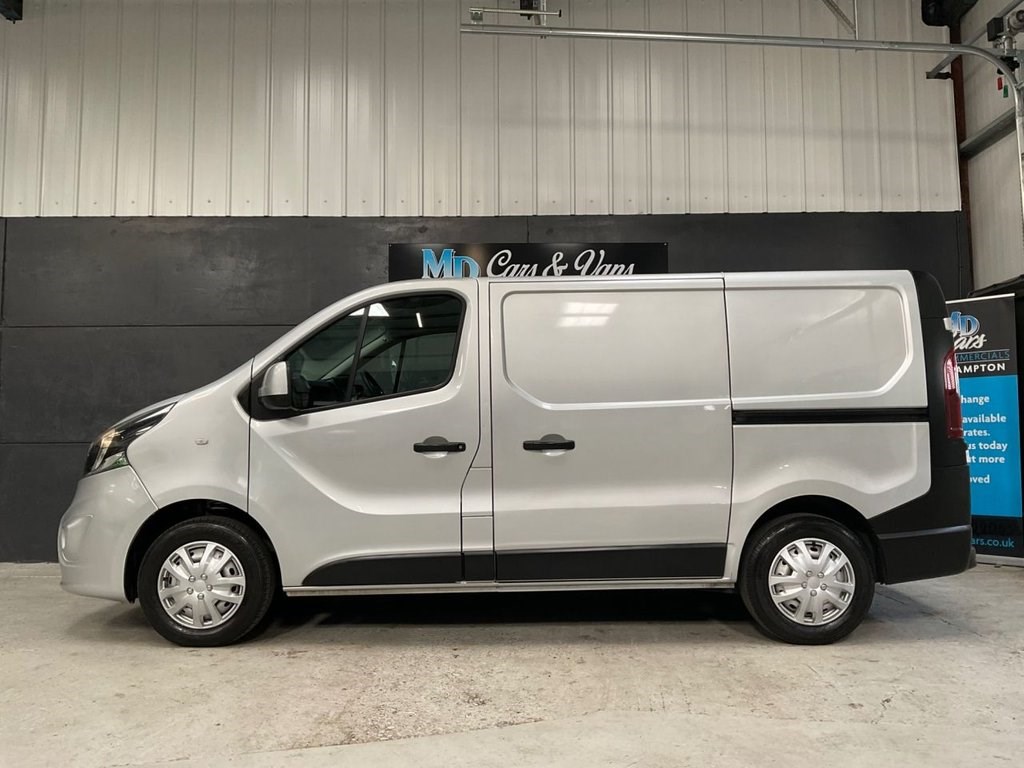 Vauxhall Vivaro Listing Image