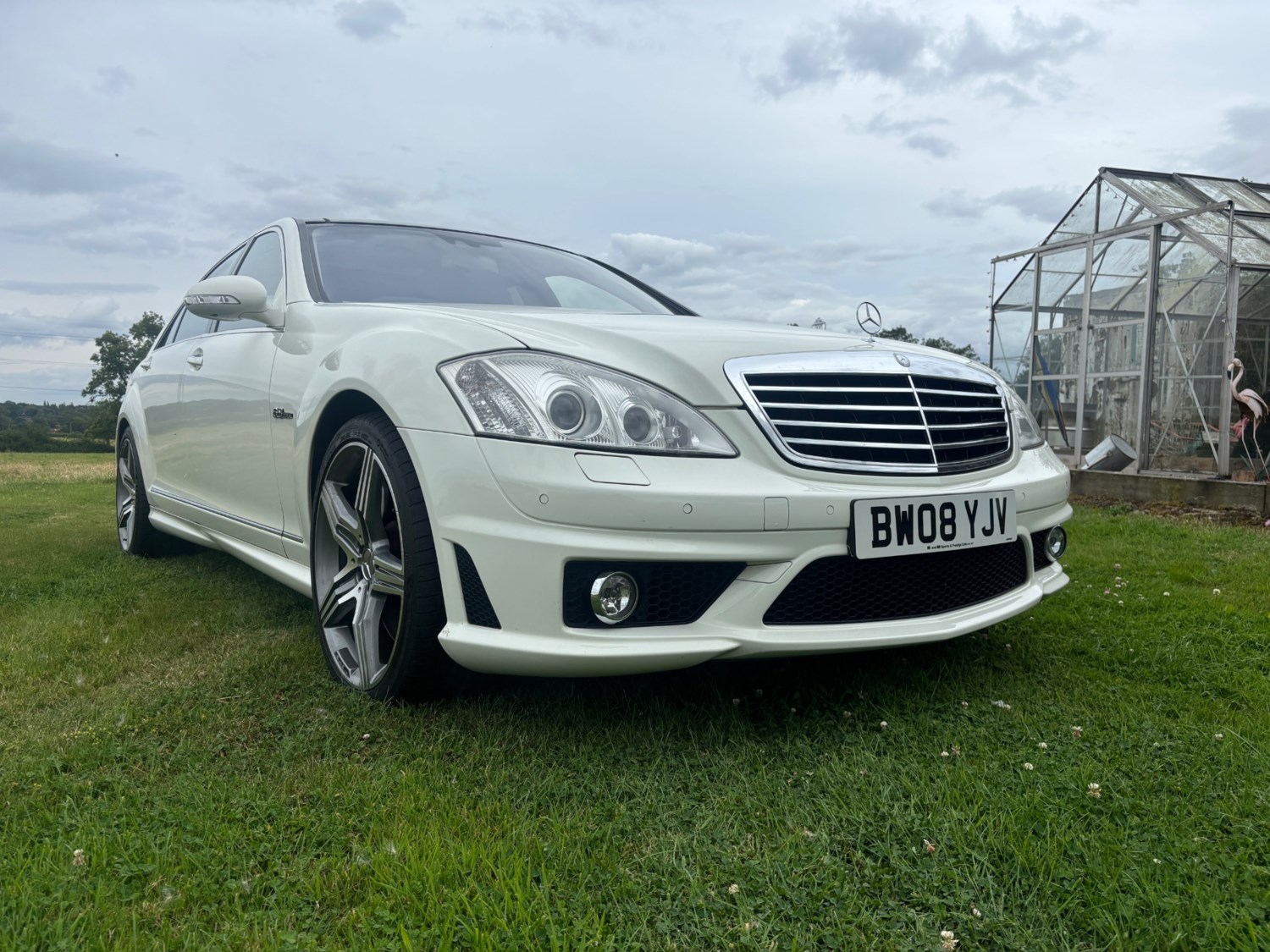 Mercedes-Benz S-Class Listing Image