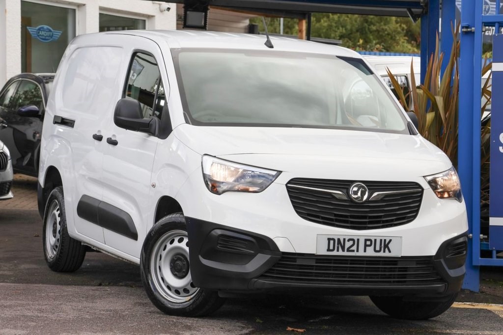 Vauxhall Combo Listing Image