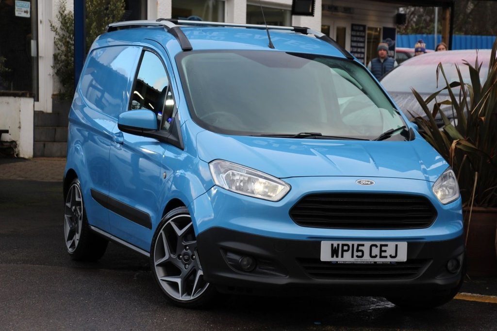 Ford Transit Courier Listing Image