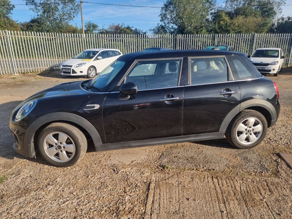 MINI Hatch Listing Image